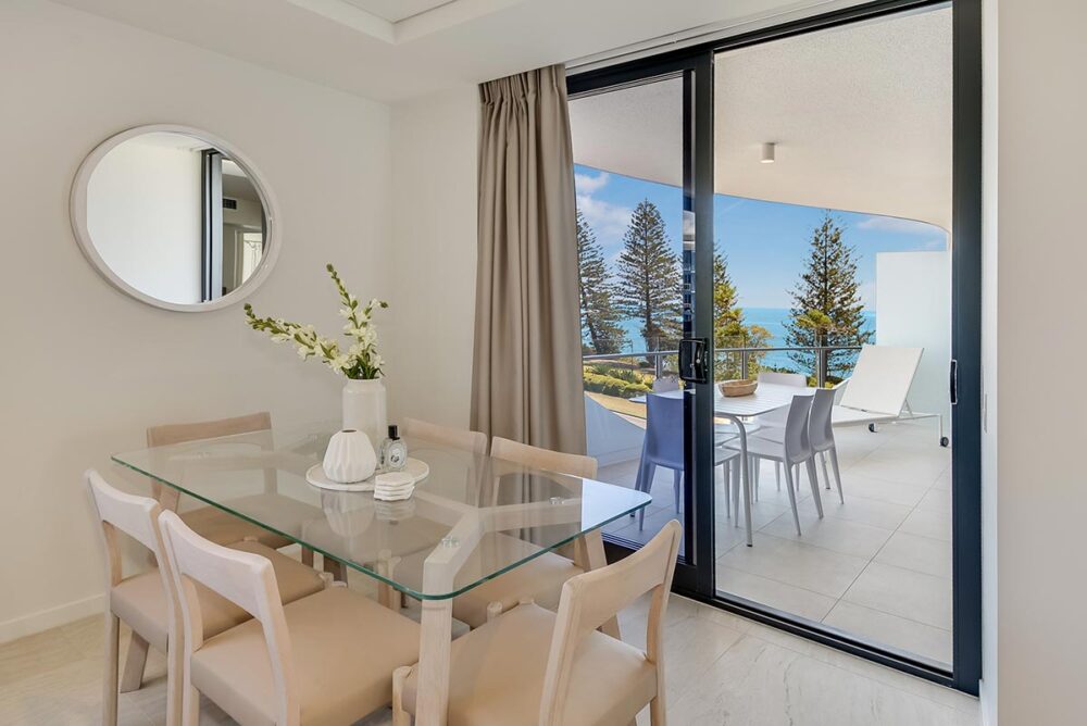 1200-2bed-nef-ocean-view-mooloolaba-accommodation1
